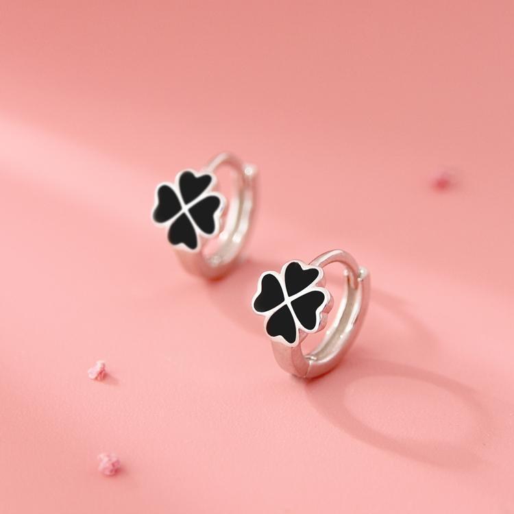 Planderful Sterling Silver Black Four Leaf Clover Earrings For Women Versatile High End Everyday Genie Jewelry