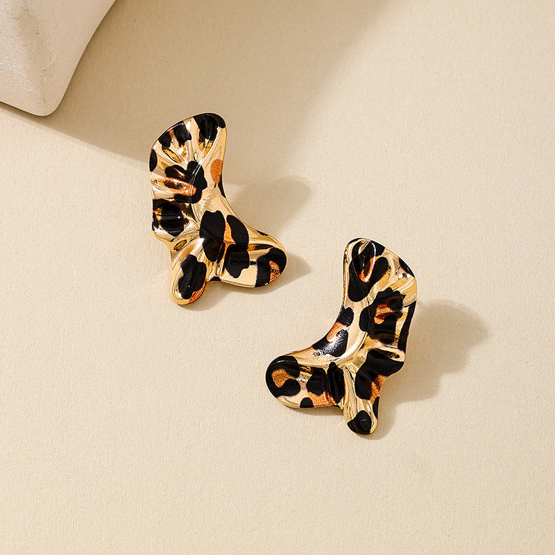 Planderful Vienna Verve Earrings – Fashionable Leopard Print Design