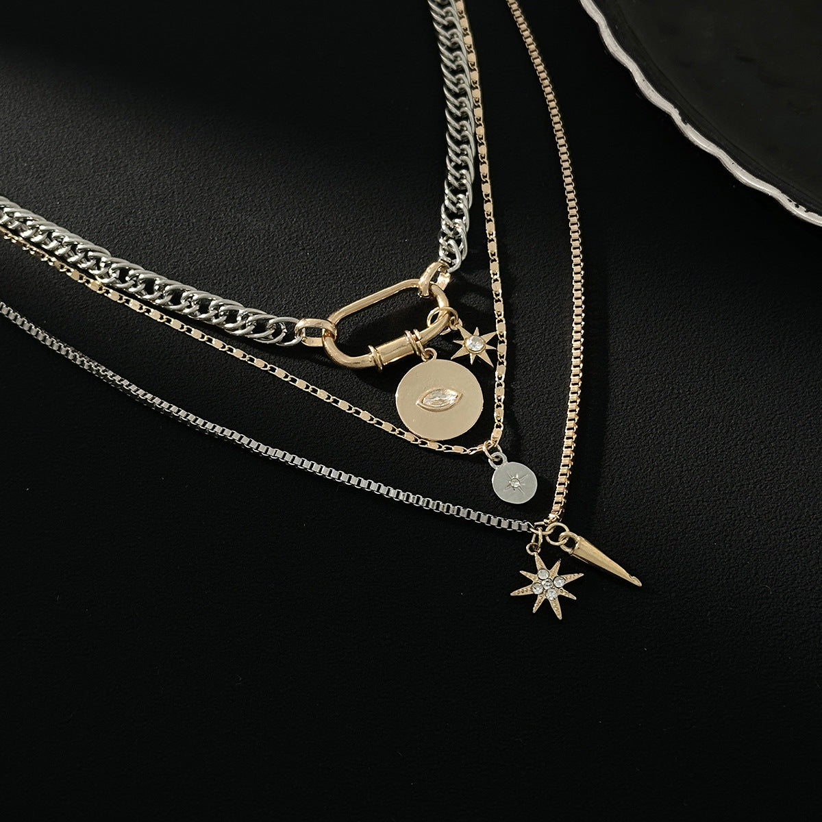 Metal Chain Tapered Geometric Pendant Necklace Creative Lightning Punk Stacked