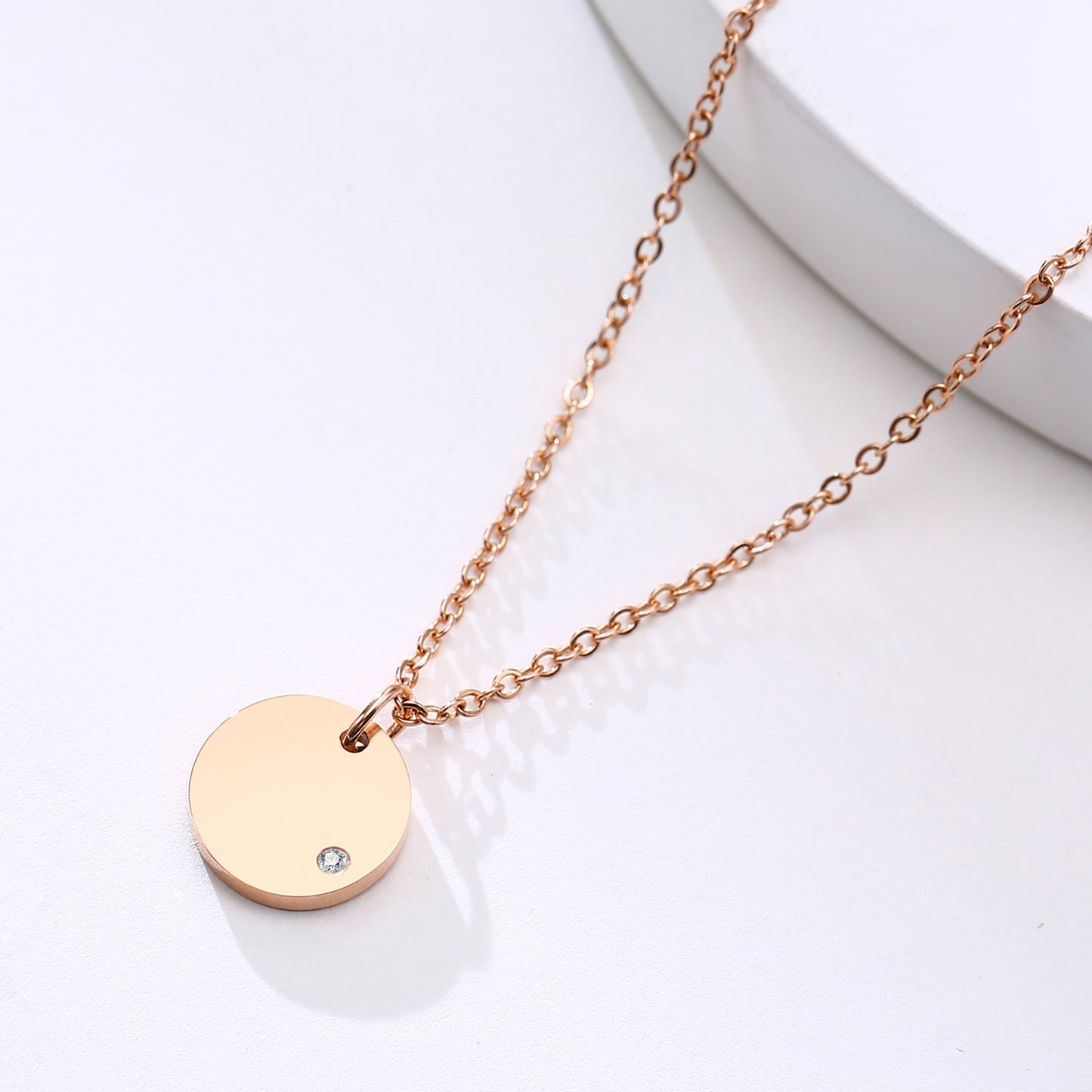 Stainless Steel Necklace Golden Lady Zircon Round Jewelry