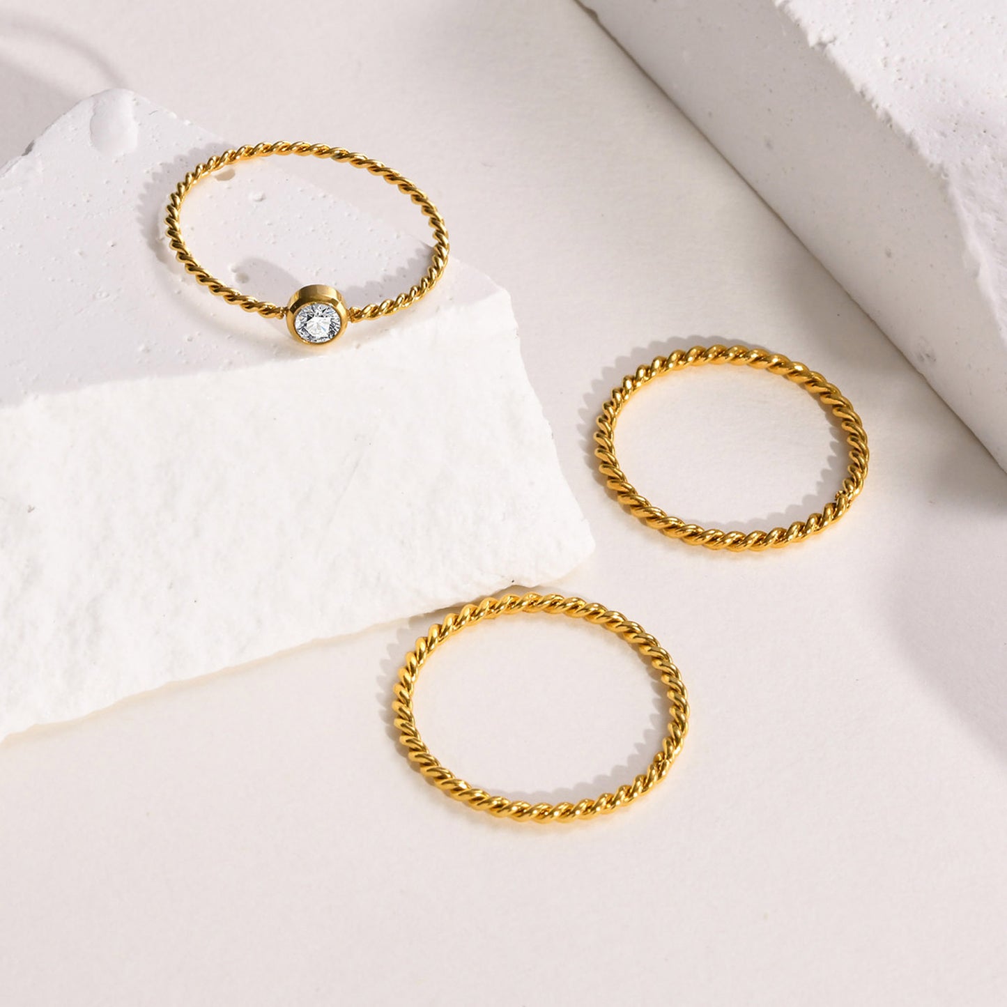 Jewelry 18K Gold Japan and Korea Titanium Steel Twisted Ring