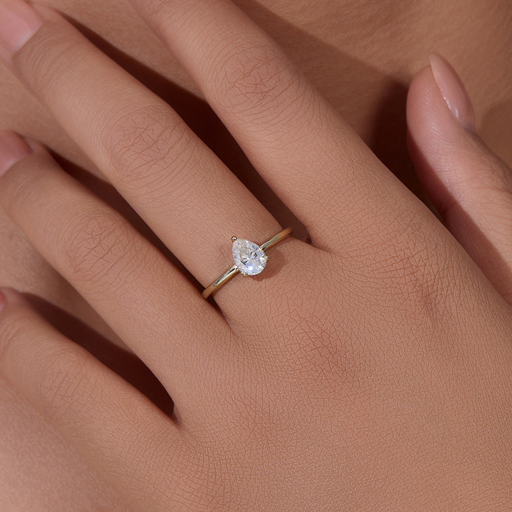 Classic Simulated Diamond Ring Engagement Ring S925 Sterling Silver Water Drop Zircon Ring