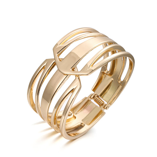 Planderful Vienna Verve Bracelet – Exaggerated Electroplating with Light Luxury Design