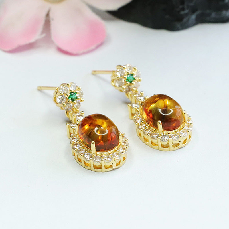 Amber Clover Stud Earrings