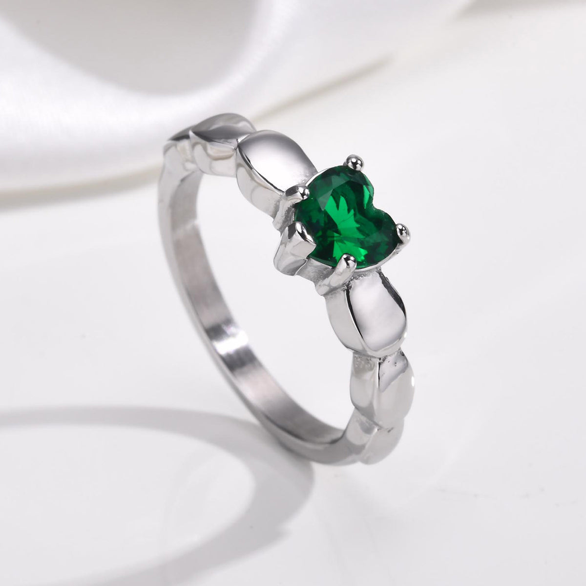 Ring Stainless Steel Green Zircon Heart Ladies