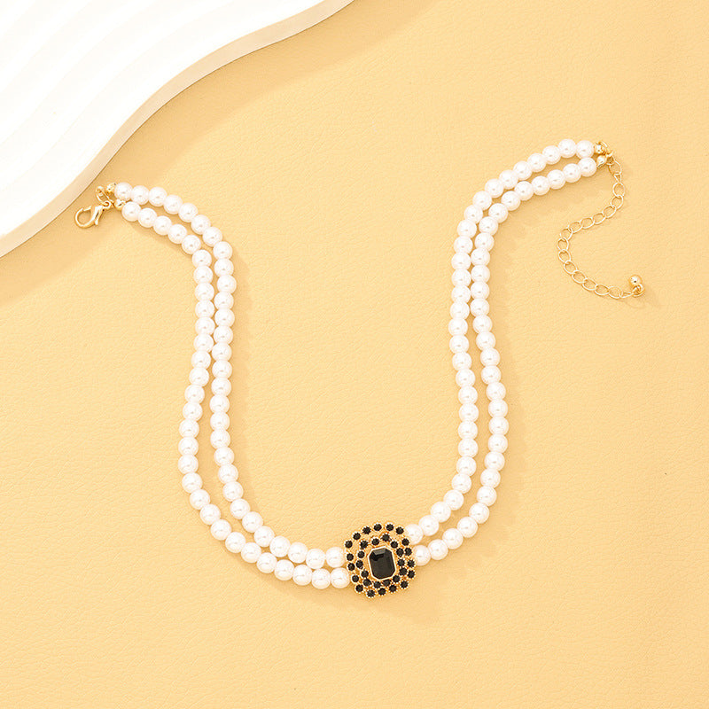 Elegant Pearl and Stone Choker Necklace Set for Women