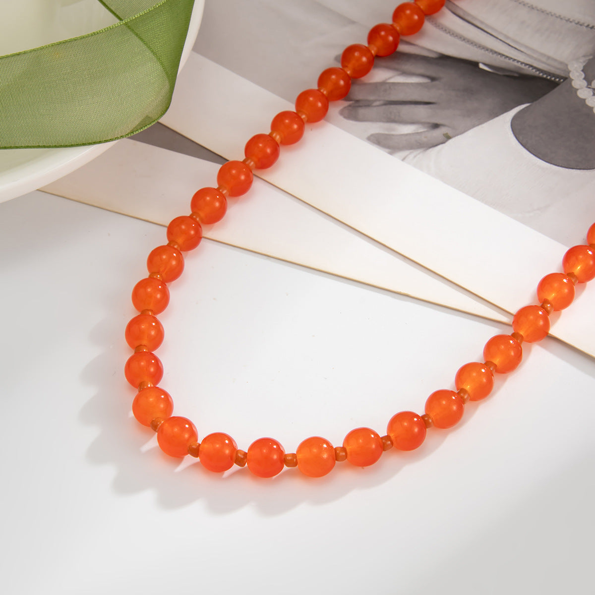 Ethnic Color Bead Collarbone Necklace