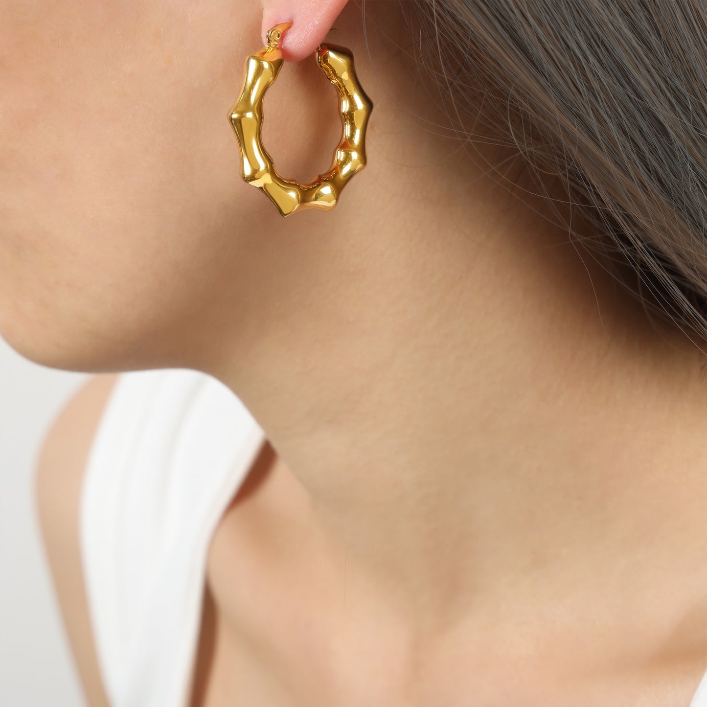 European and American Vintage Gold Plated C-shaped Earrings for Women
