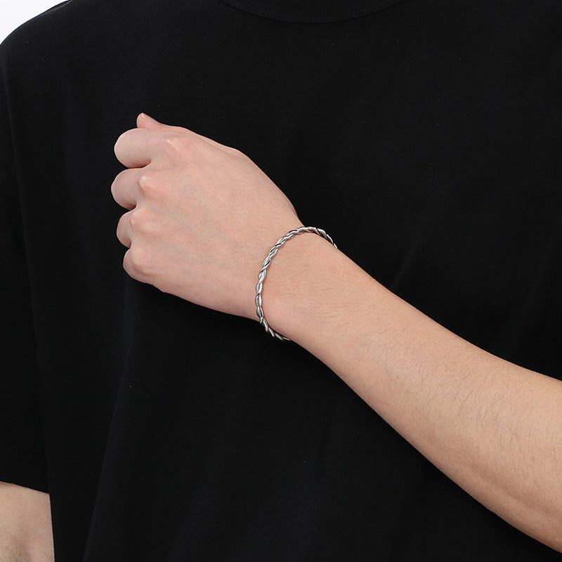 Extremely Wind C-Shaped Titanium Steel Bracelet – Neutral Twist Hammer Open Stainless