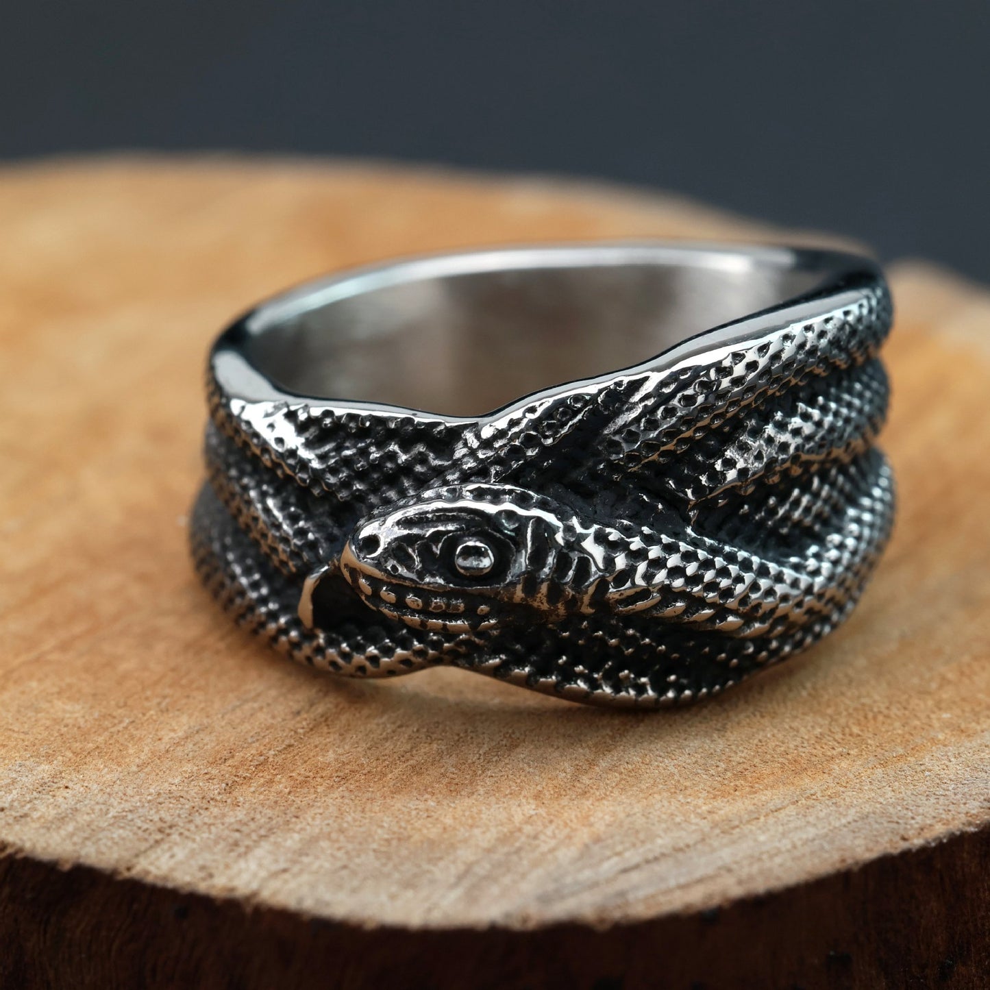 Planderful Titanium Steel Snake Ring Unisex Personalized Jewelry For Men And Women Retro High End Style