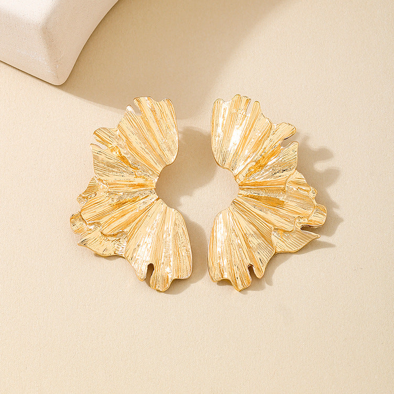 Planderful Vienna Verve Earrings – Exaggerated Metal Texture Design