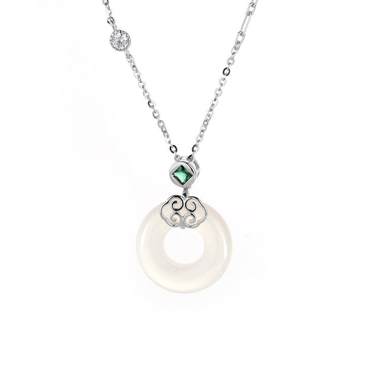 Circle Ring Chalcedony Silver Necklace