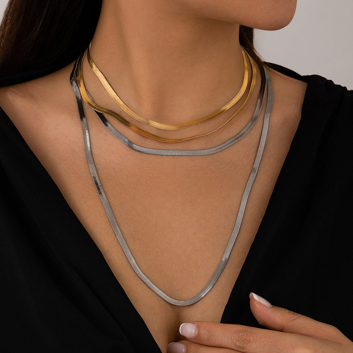 Planderful Vienna Verve Necklace – Versatile Geometric Design