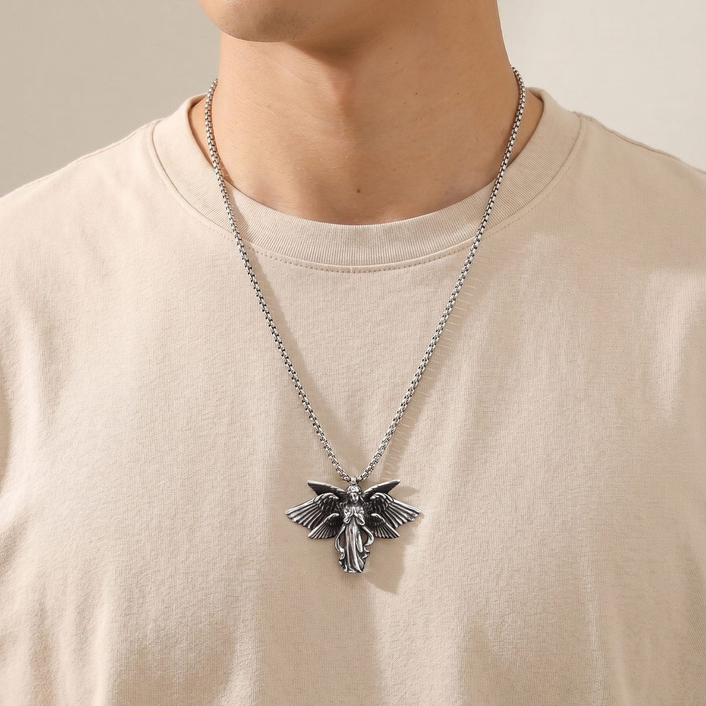 Hot-Selling Stainless Steel Men's Street Dark Locomotive Daily Stacking Wearing Dark Necklace