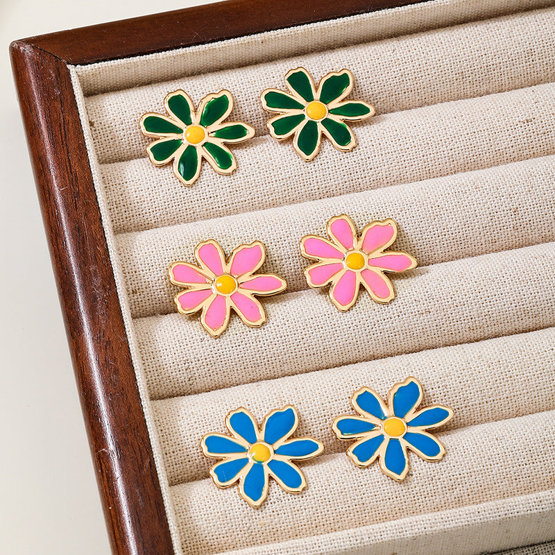 Planderful Vienna Verve Daisy Flower Stud Earrings for Women