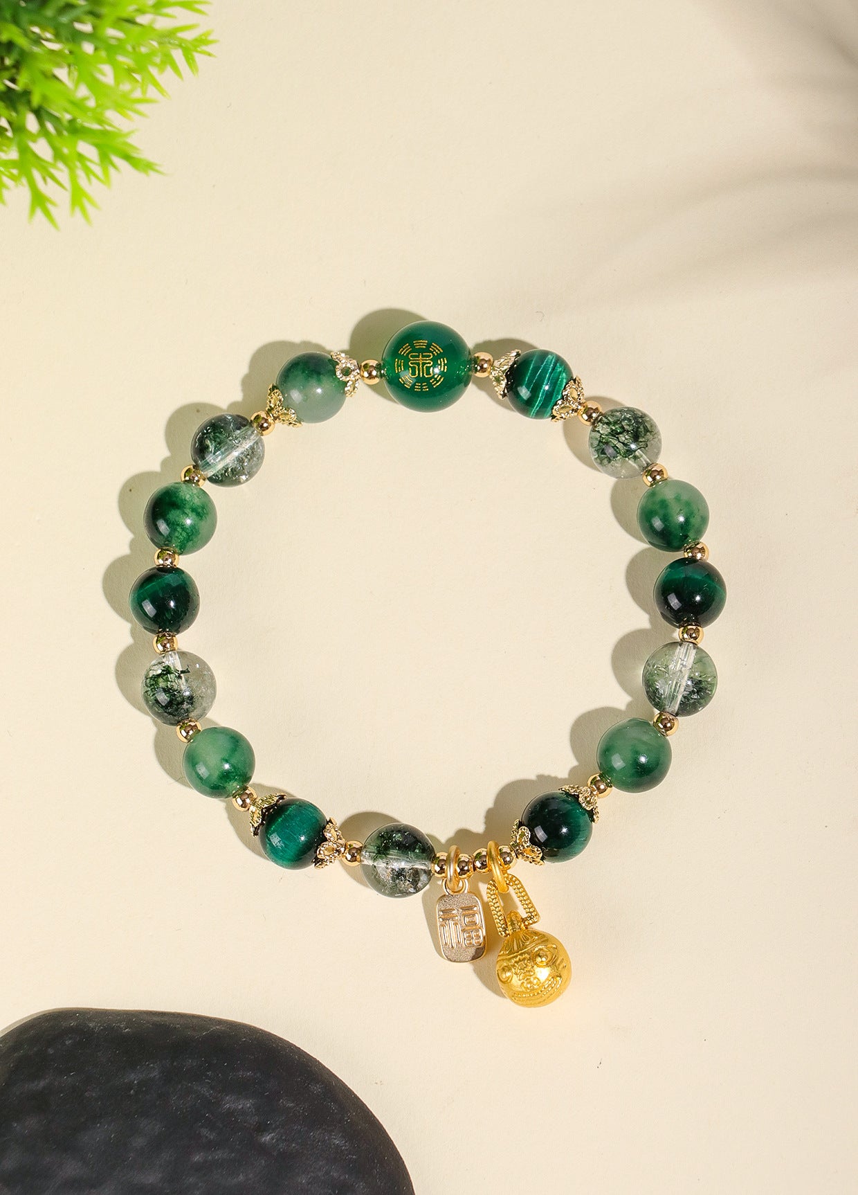 Planderful Fortune's Favor Bracelet – Elegant Crystal Agate Design