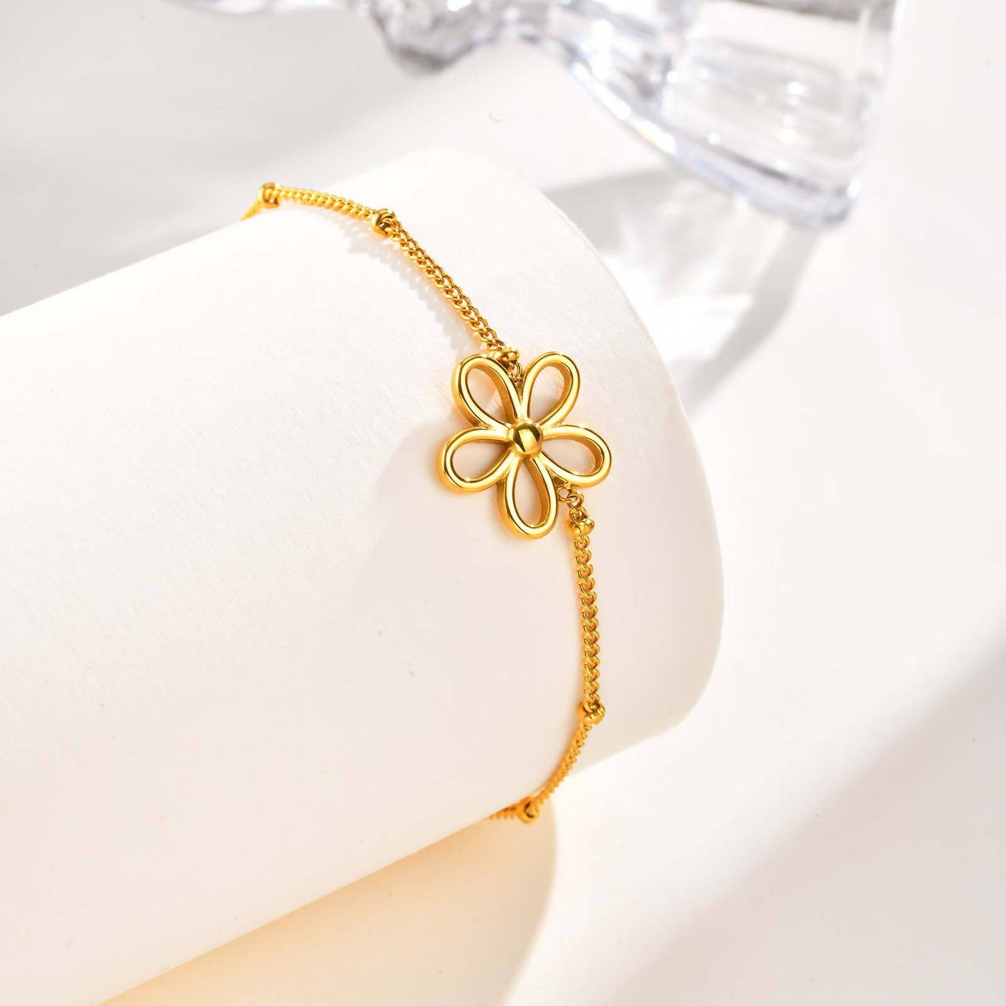 Stainless Steel French Elegance Romantic Commuter Flower Necklace Bracelet Bead Chain
