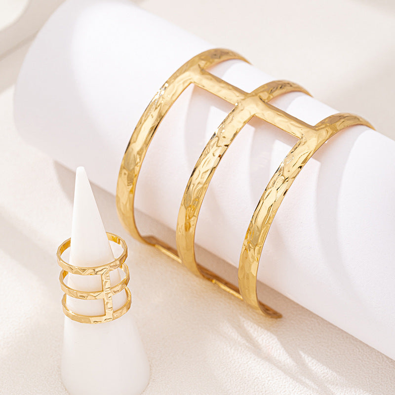 Planderful Vienna Verve Bracelet Ring Set – Irregular Metal Geometric Design