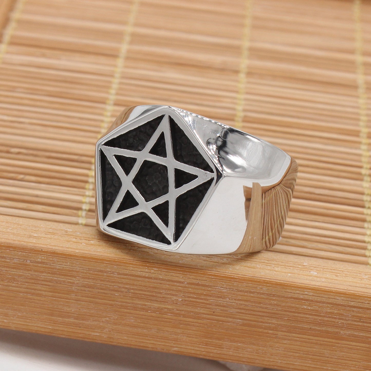 Retro Punk Five Pointed Star Titanium Steel Men's Ring