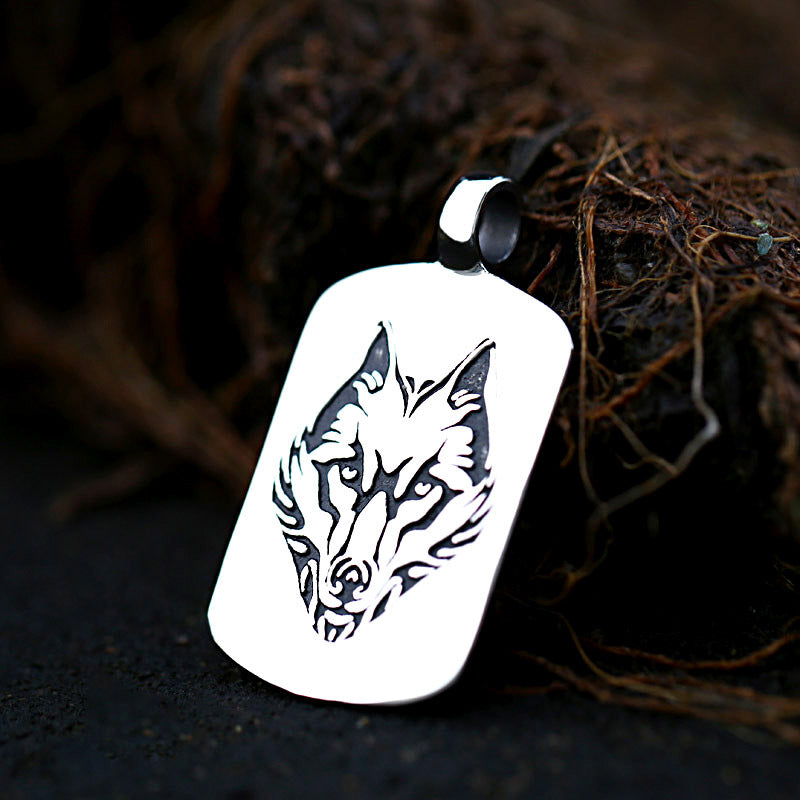 Personalized Retro Wolf Head Pendant in Titanium Steel for Men - Europe and US Market