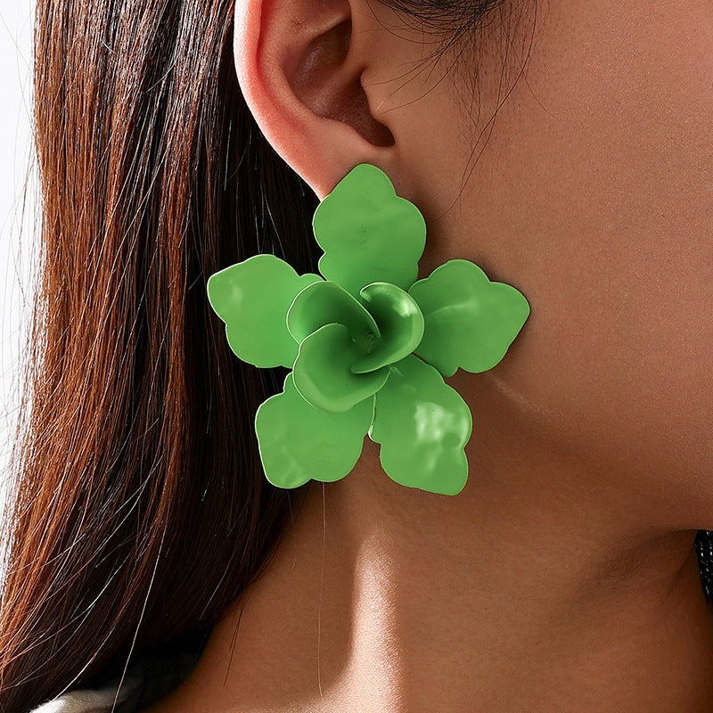 Planderful Vienna Verve Earrings – Exaggerated Big Flower Design