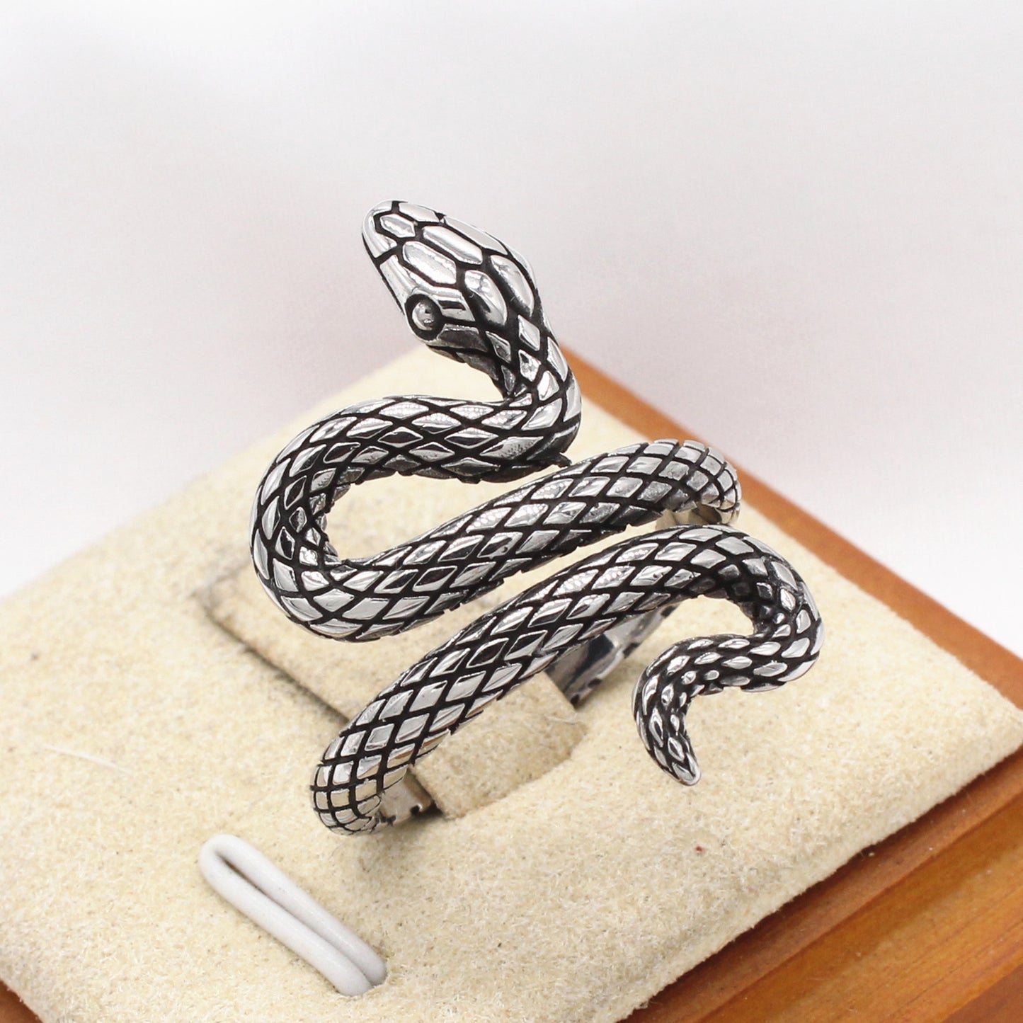 Planderful Jewelry Snake Ring in Titanium Steel Personalized European American Retro Design