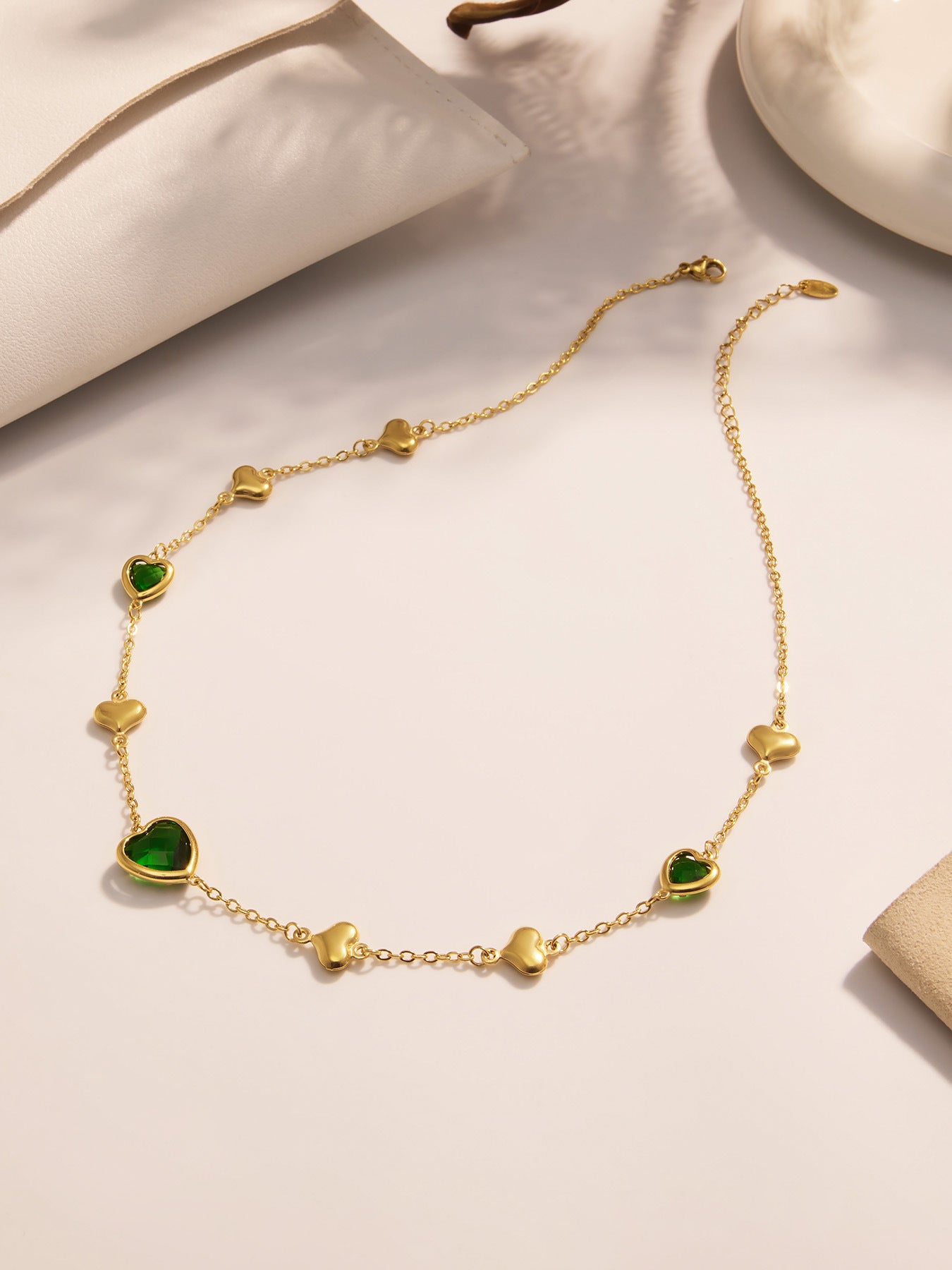 Planderful Hollow Love Clavicle Necklace 18K Gold For Women