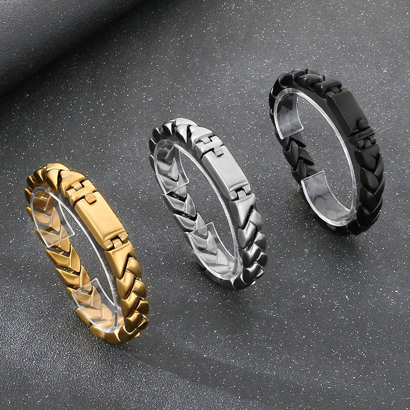 11mm Sand Surface – Vacuum Electroplating Staggered Layered Cuban Chain Titanium Steel Bracelet