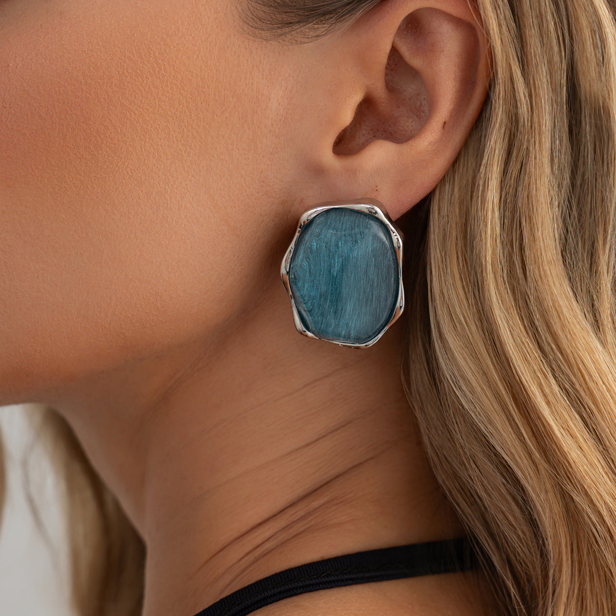 Planderful Vienna Verve Statement Stone Stud Earrings Brushed Texture Lava Stone Retro Design For Trendsetters