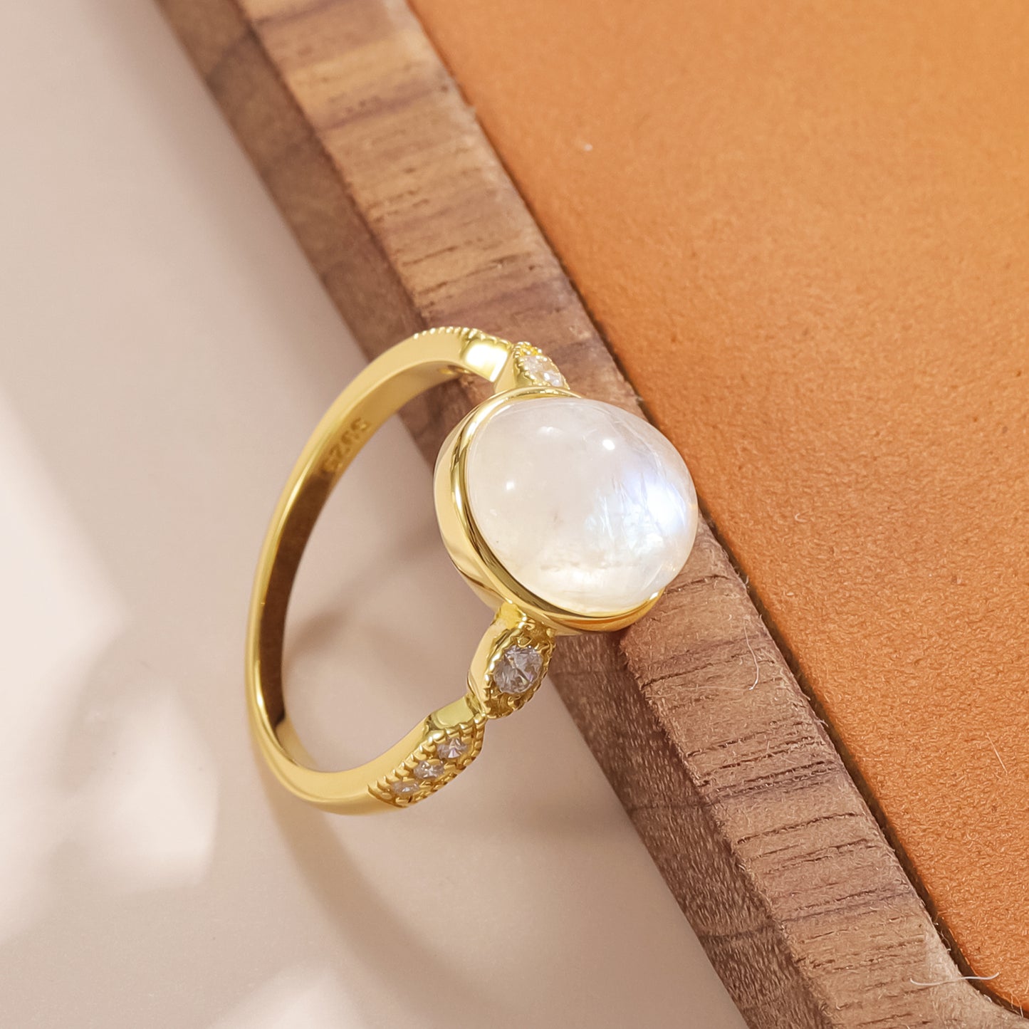 Korean Version 3.2 Carat Gemstone Ring with Moonstone Gold