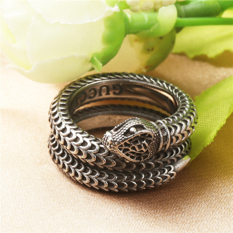 Retro Titanium Steel Snake Ring for Men - Cold-Blooded Viper Design, Trendy Accessories in Sizes 7-13