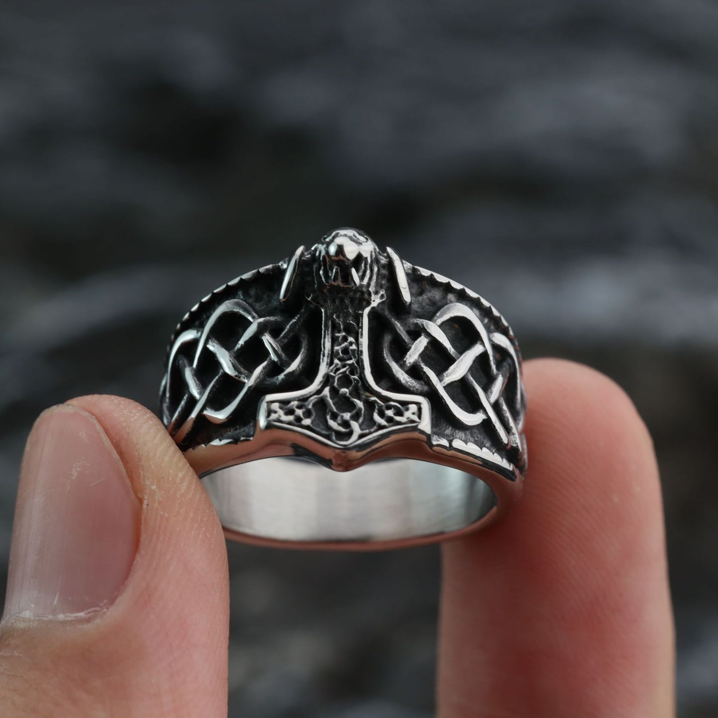 Nordic Vintage Stainless Steel Men's Ring Viking Quake Style