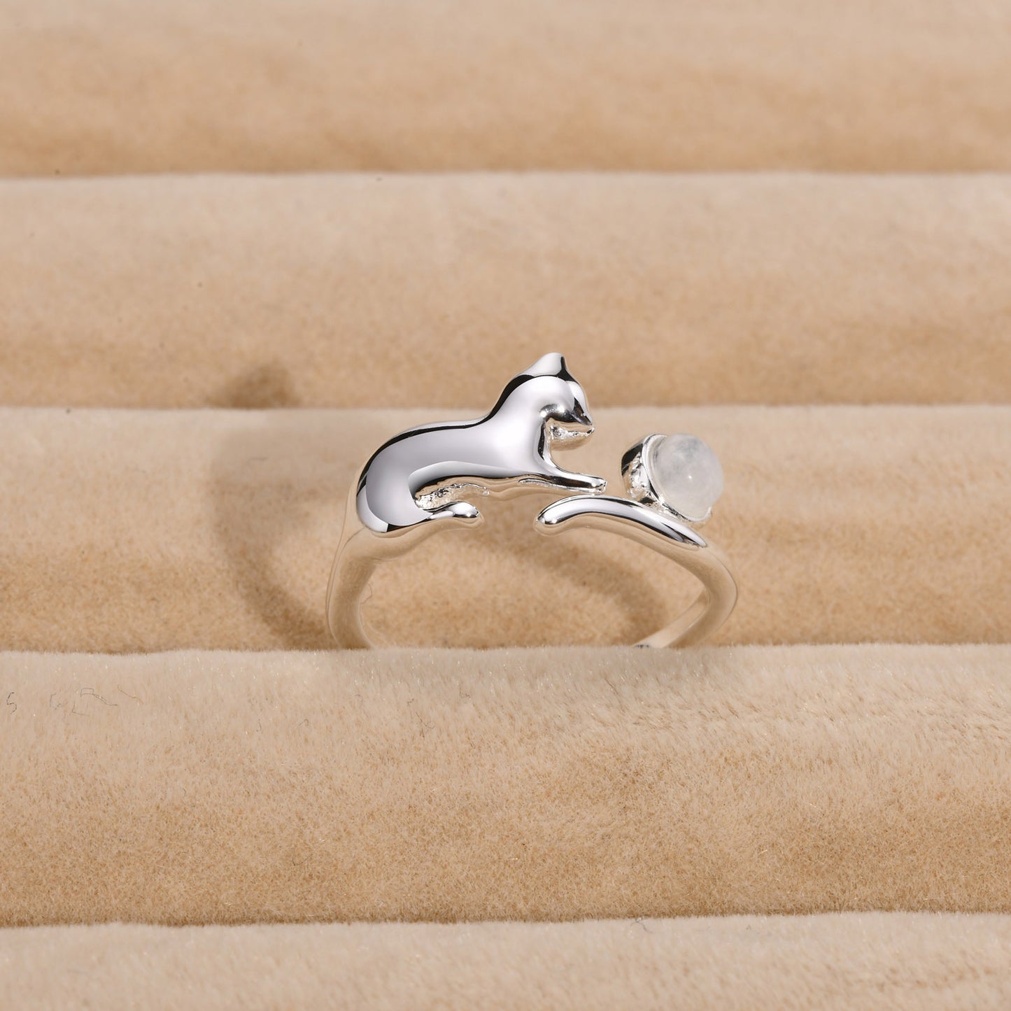 Adjustable Ladies Ring Copper Kitten Moonstone Fashion
