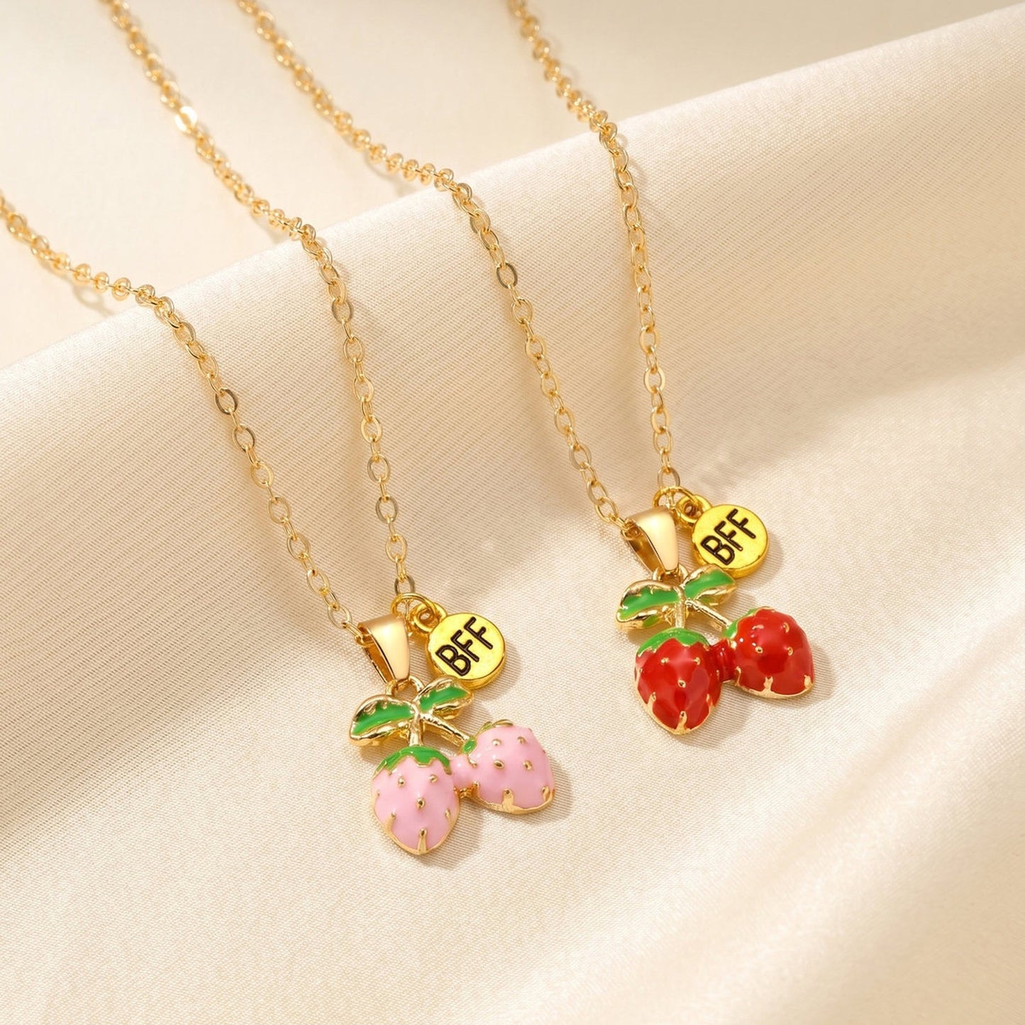 Women's Alloy Strawberry Dopamine Pendant Necklace Two-Piece Set Clavicle Chain