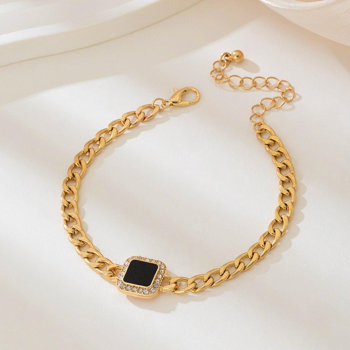 Elegant Metal Geometric Jewelry Set for Fashionable Women