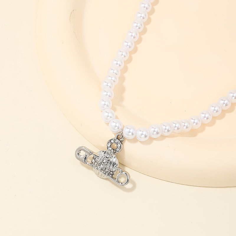 Luxurious Pearl Necklace with a Touch of French Elegance