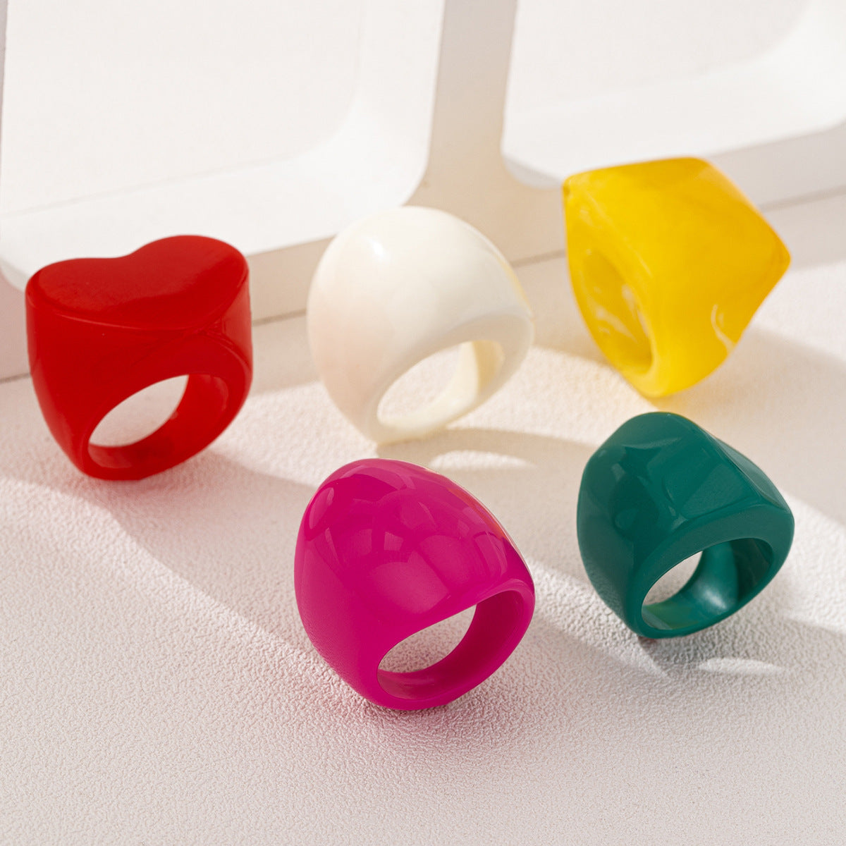 Dopamine Vacation Resin Love Ring Set for Stylish Women