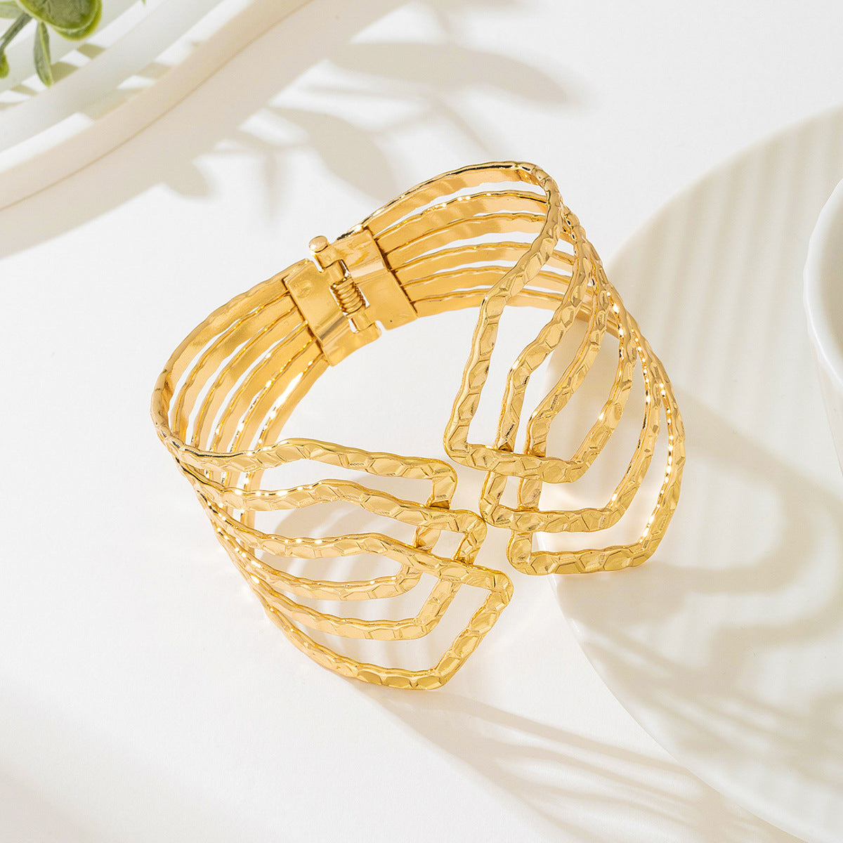 Planderful Vienna Verve Bracelet – Retro Geometric Design