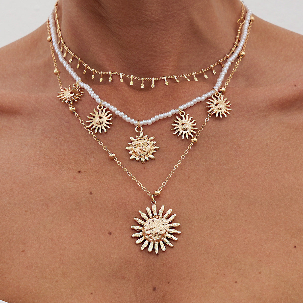 Planderful Vienna Verve Necklace – Unique Ethnic Imitation Pearl Design