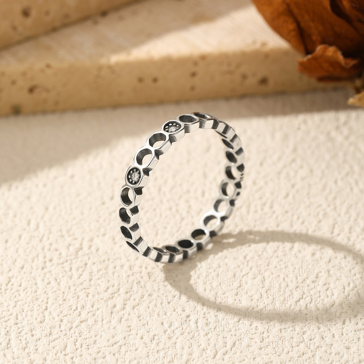 S925 Sterling Silver Distressed Geometric Moissanite Ring