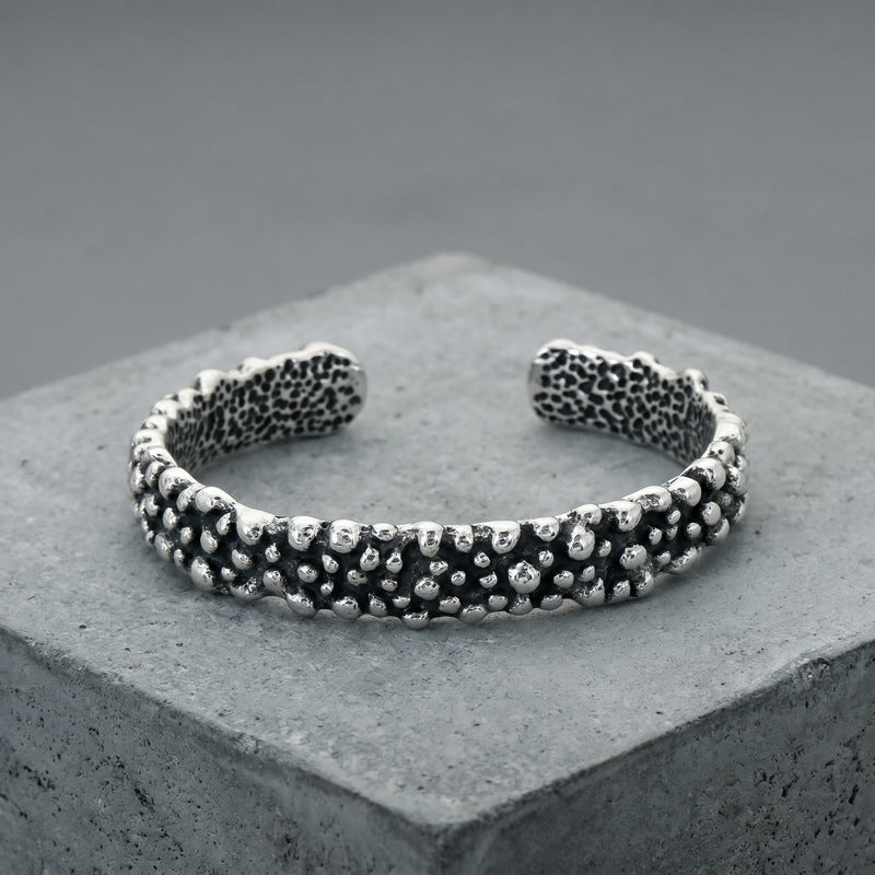 Fish Bone Segmented Texture C-Shaped Bracelet Niche Crescent Scale Serrated Stainless