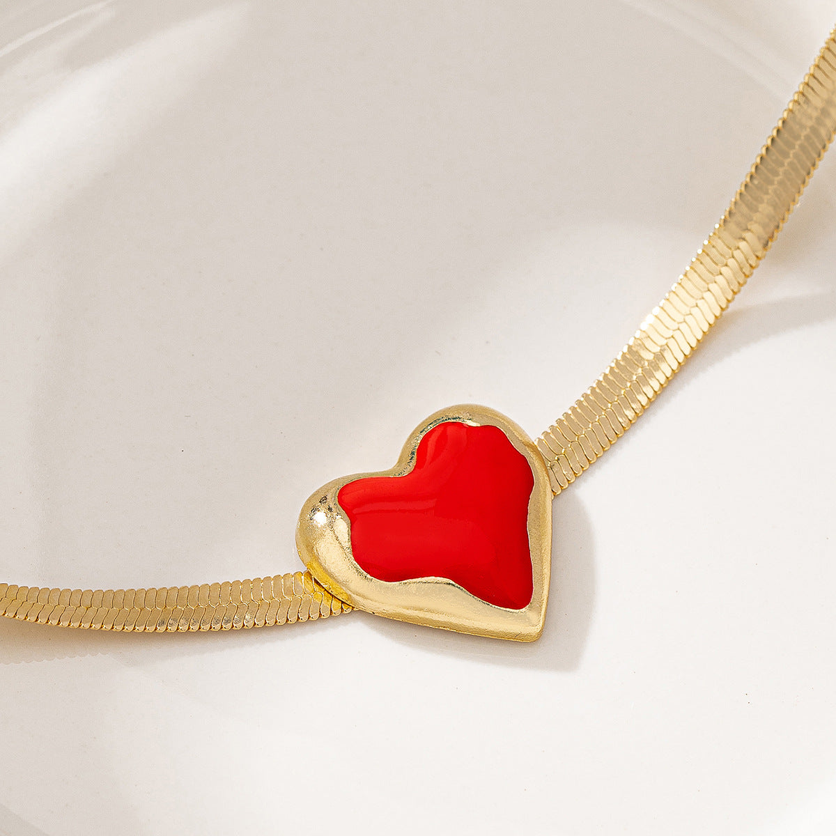 Planderful Vienna Verve Necklace – Fashionable Drip Love Pendant