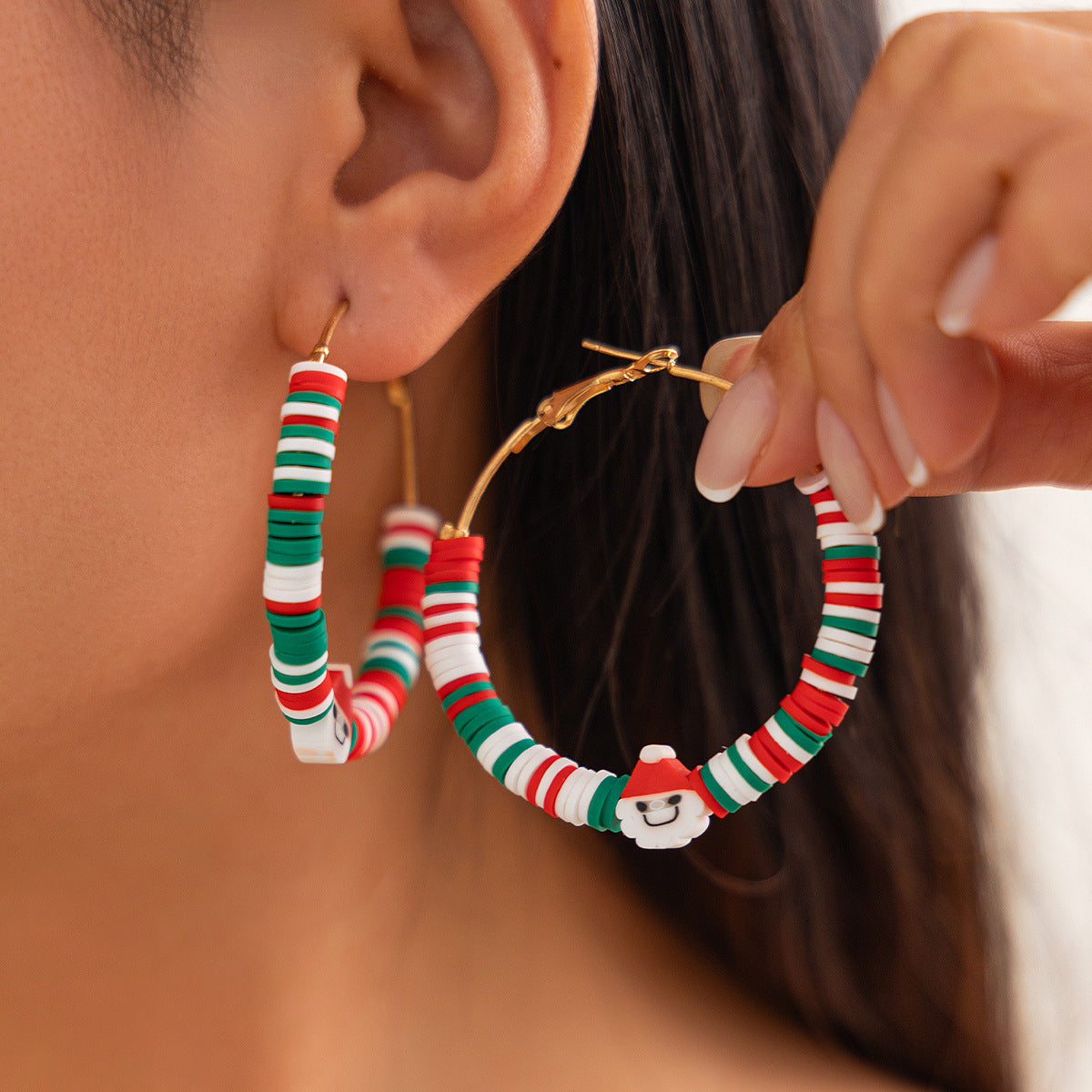 Planderful Christmas Ring Earrings Vienna Verve Santa Pendant For Women Contrasting Color Holiday Jewelry