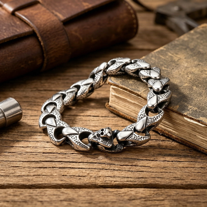 Heavy Industry Skull Buckle Bracelet – Punk Style Smear Keel Chain Stainless Steel