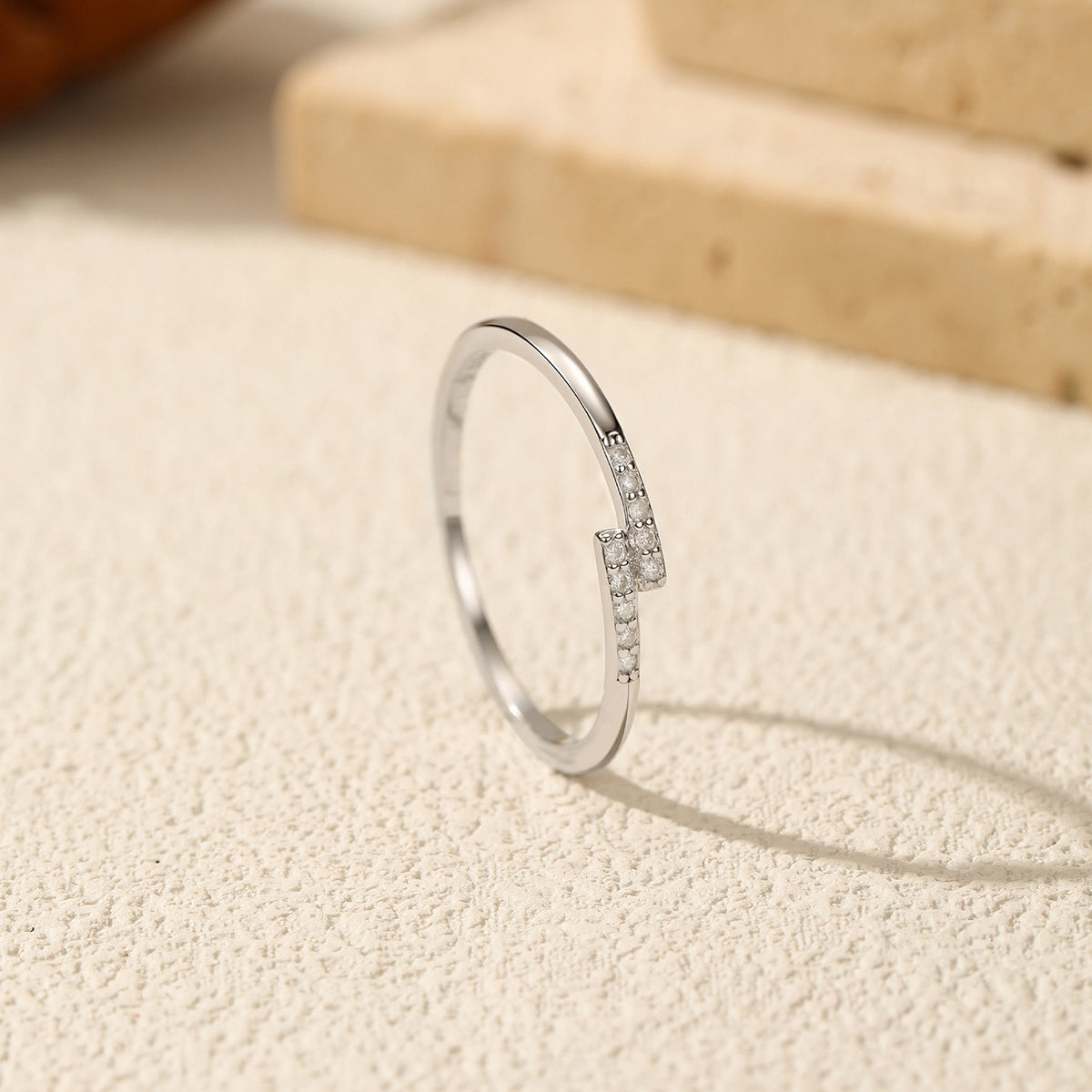 S925 Sterling Silver Ten-Stone Moissanite Band