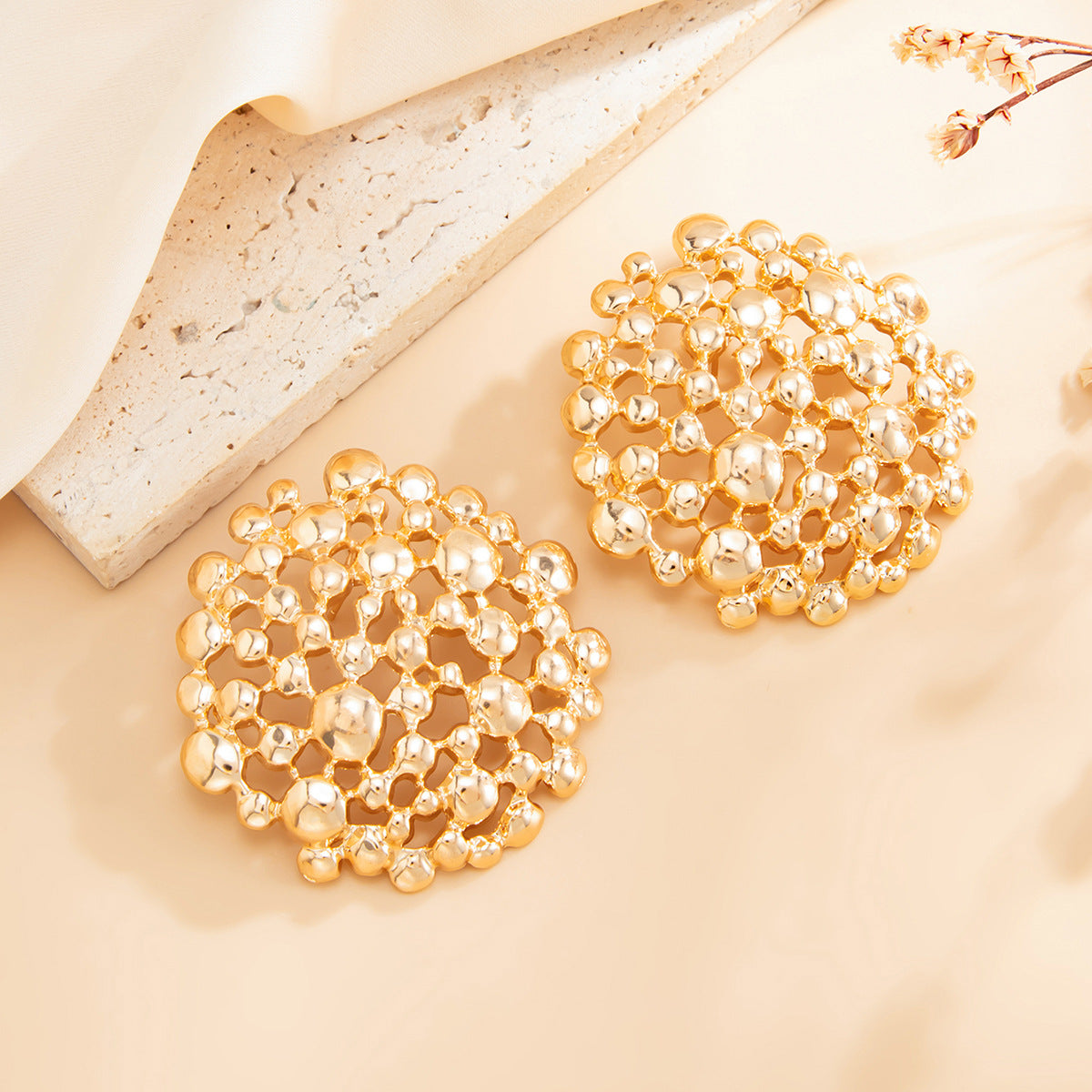 Planderful Vienna Verve Bubble Stud Earrings Geometric Hollow Alloy Honeycomb Statement Jewelry For Edgy Women