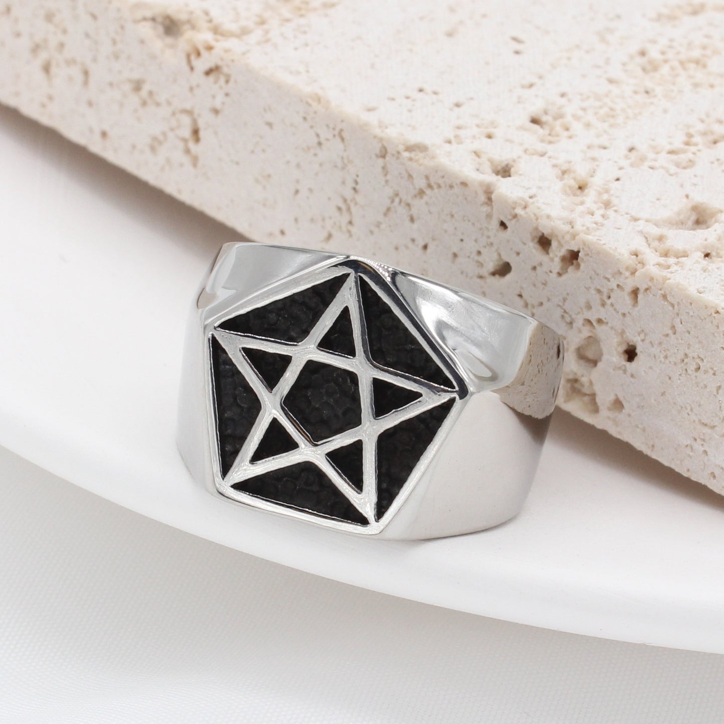 Retro Punk Five Pointed Star Titanium Steel Men's Ring