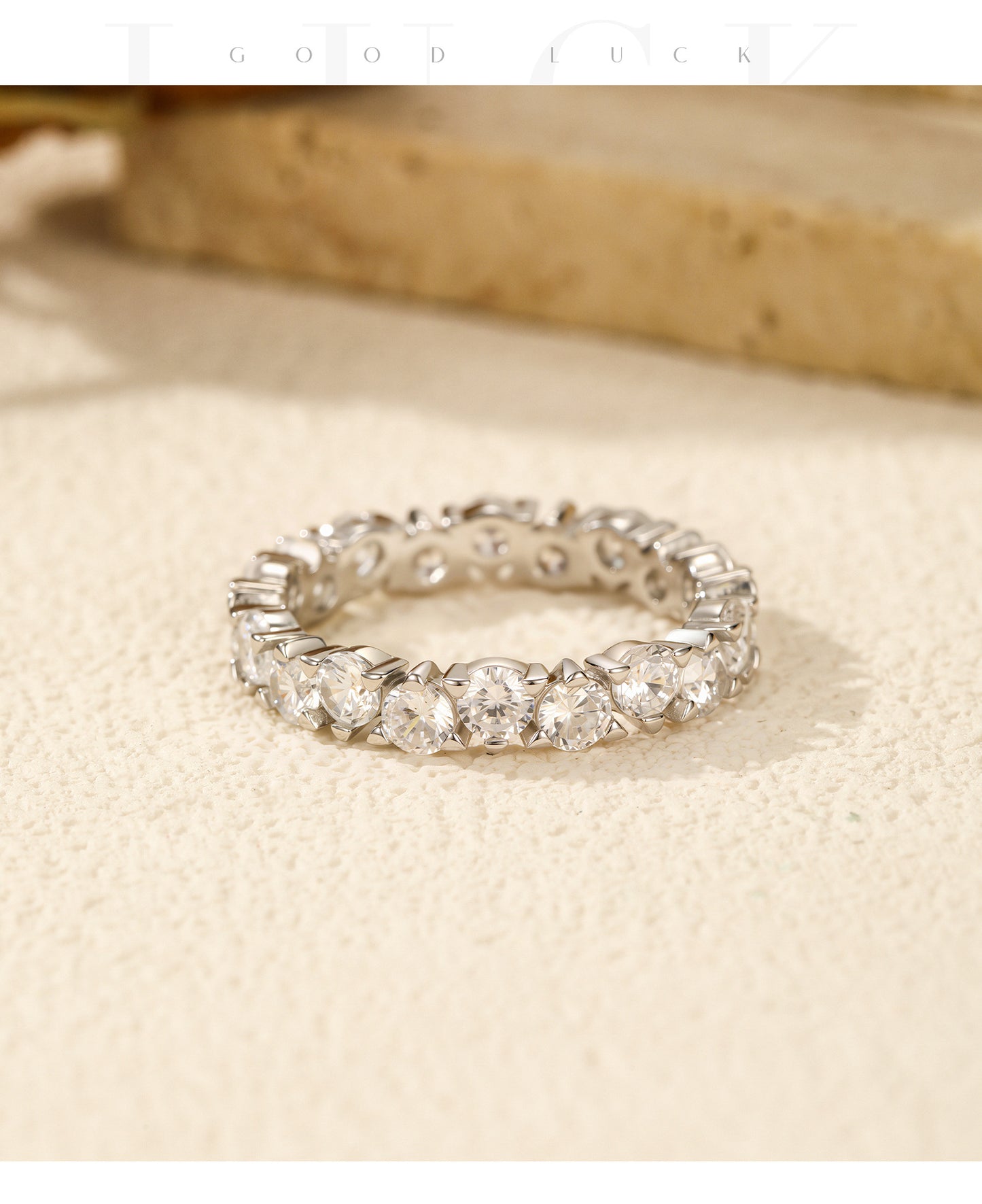 Planderful Everyday Genie Ring – Sparkling Zircon Elegance