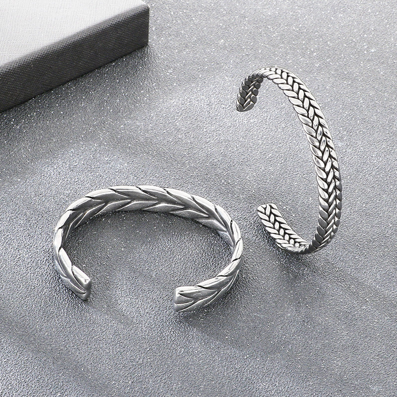 Antique Leaf Pattern C-Shaped Bracelet – Punk Style Leaf Pattern Twist Woven Stainless Steel