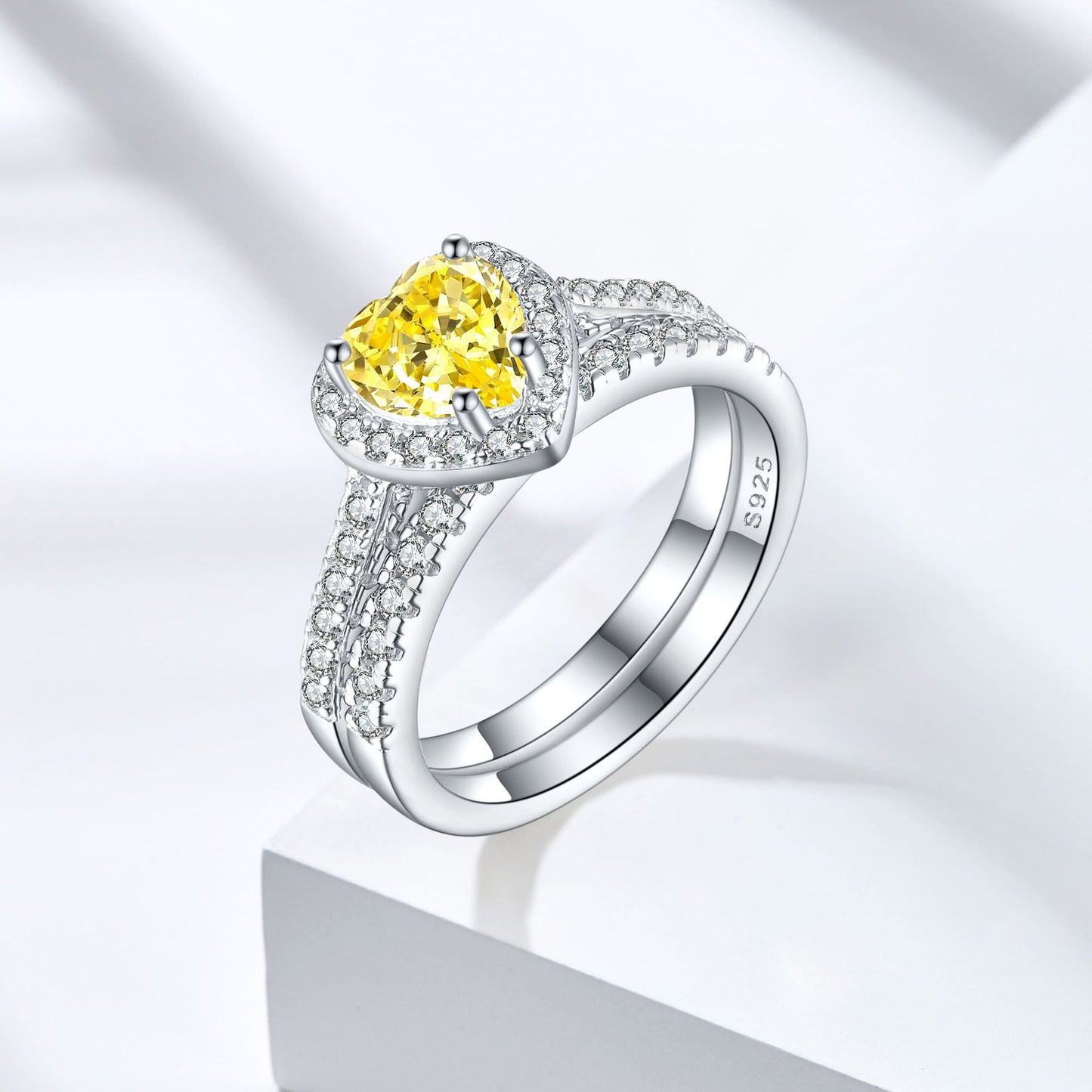 S925 Sterling Silver 1ct Flame Ice Heart-Shaped Zircon Ring